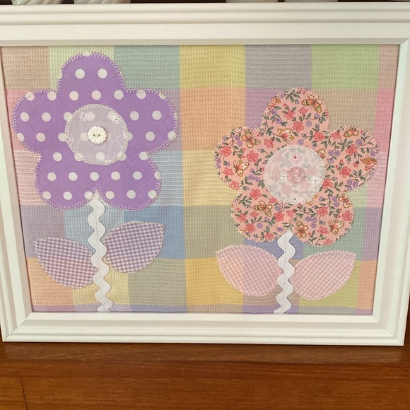 Pastel Fabric Appliqué Framed Flower Picture - Picture 8 of 11